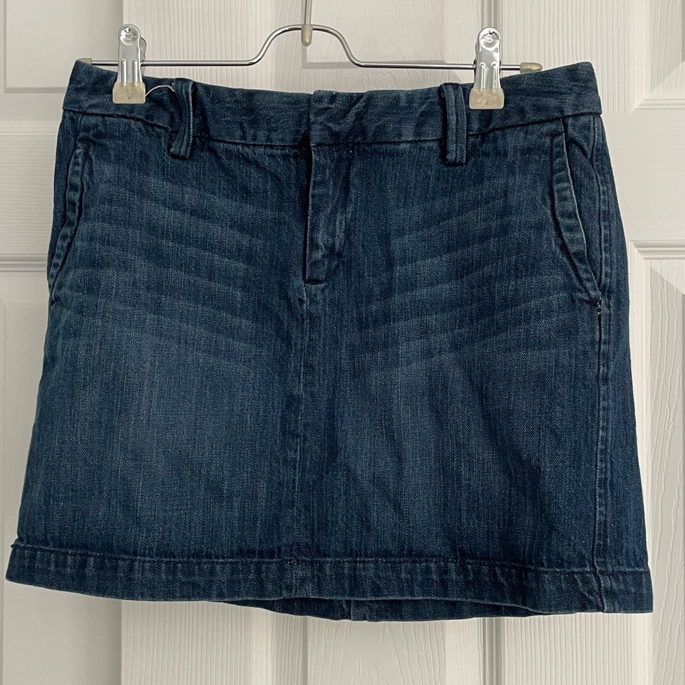 Gap Short Denim Skirt Size 4